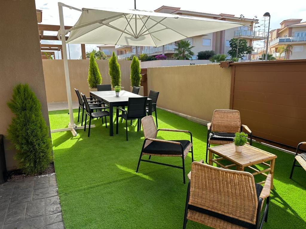 Golf Tenerife South XX Wheel Accessible Shower XX Free Wifi XX Private Pool 30 Degrees XX Two Terraces 30M2X60M2 Xxfree Parking XX Mountain View XX Flatscreen 65 Inch XX San Miguel de Abona Eksteriør bilde
