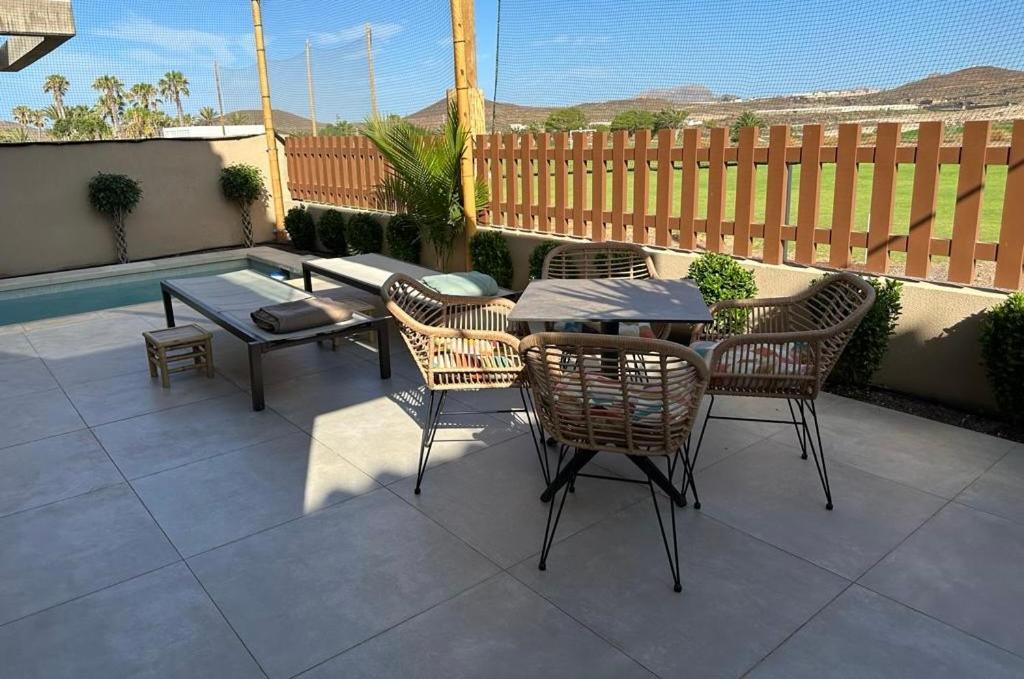 Golf Tenerife South XX Wheel Accessible Shower XX Free Wifi XX Private Pool 30 Degrees XX Two Terraces 30M2X60M2 Xxfree Parking XX Mountain View XX Flatscreen 65 Inch XX San Miguel de Abona Eksteriør bilde